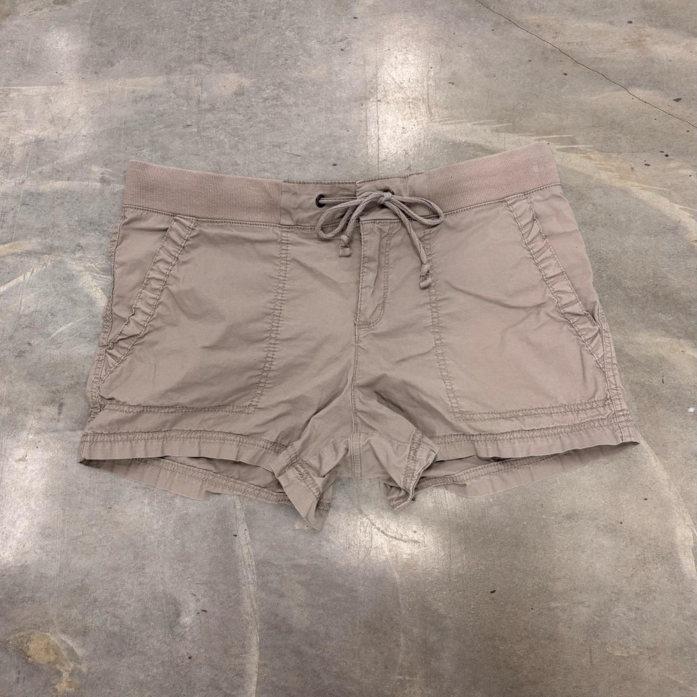 a.n.a A New Approach Women Taupe Low Rise Utility Shorts Size 6 Y2K Drawstring